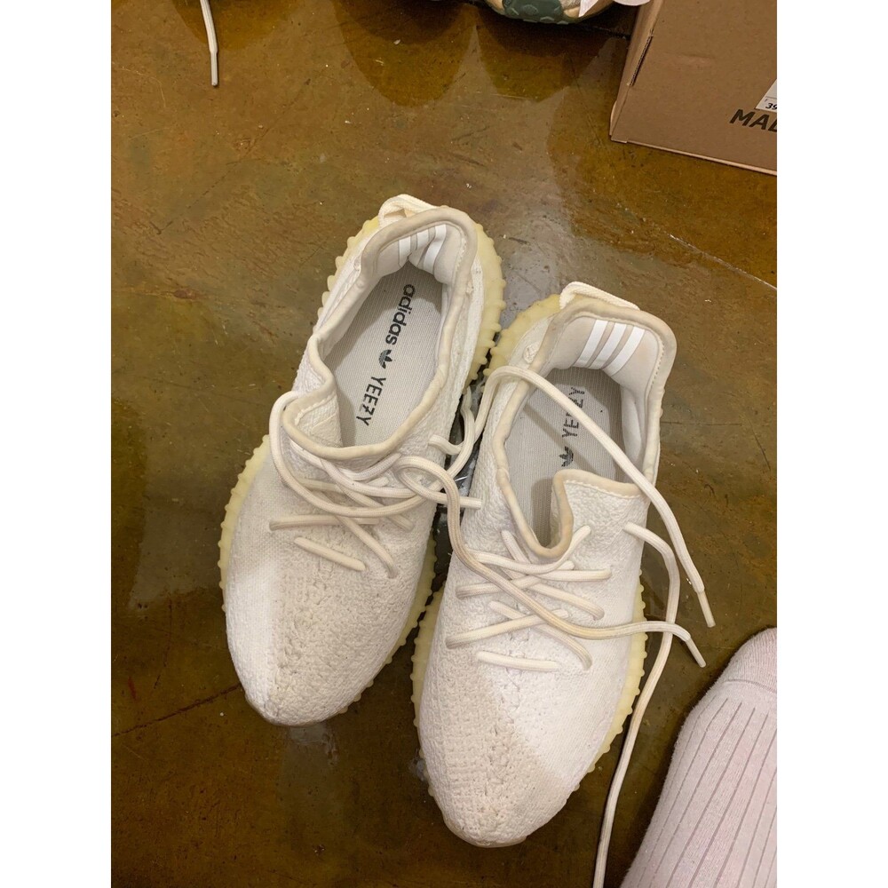 Adidas Yeezy Triple White